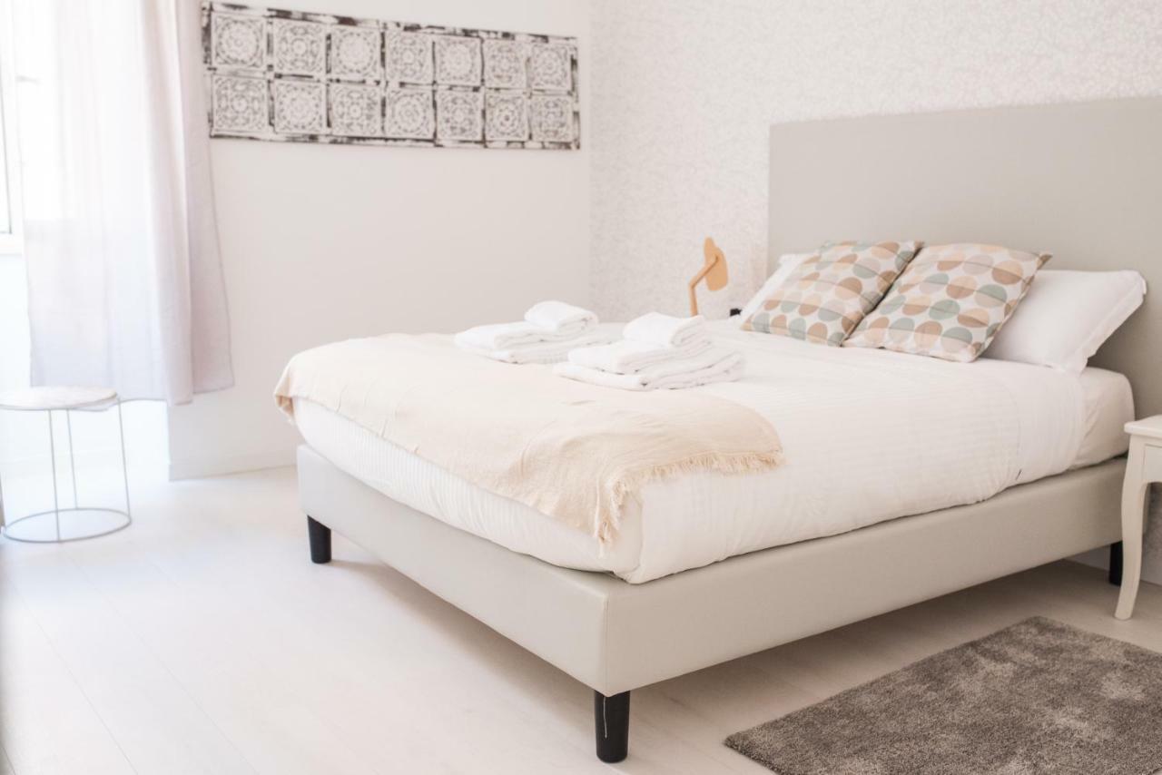 White Fanti Apartment Рим Екстер'єр фото