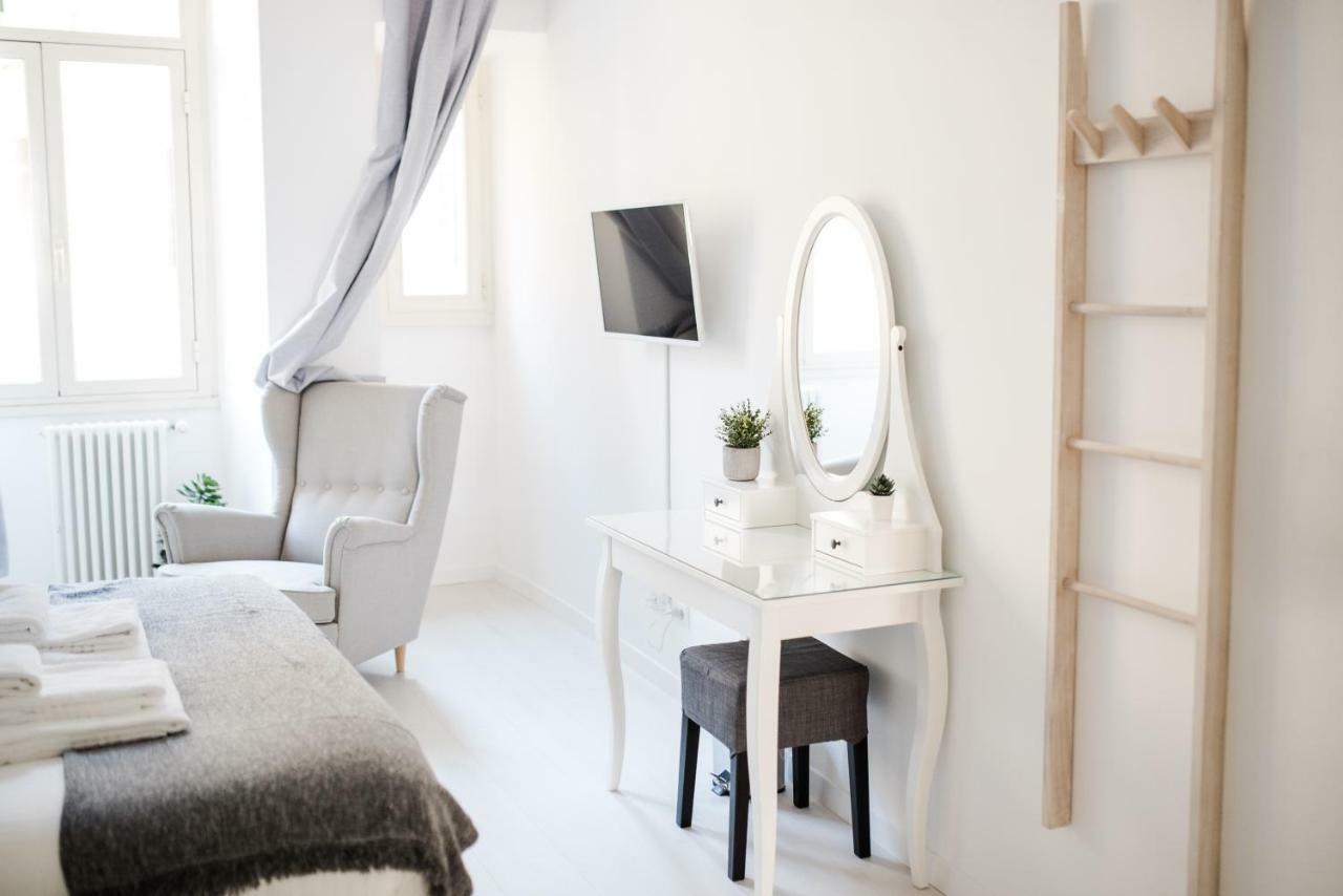White Fanti Apartment Рим Екстер'єр фото